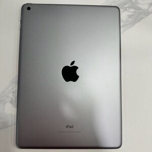 Apple iPad 5th Gen. 128GB, Wi-Fi, 9.7in - Space Gray